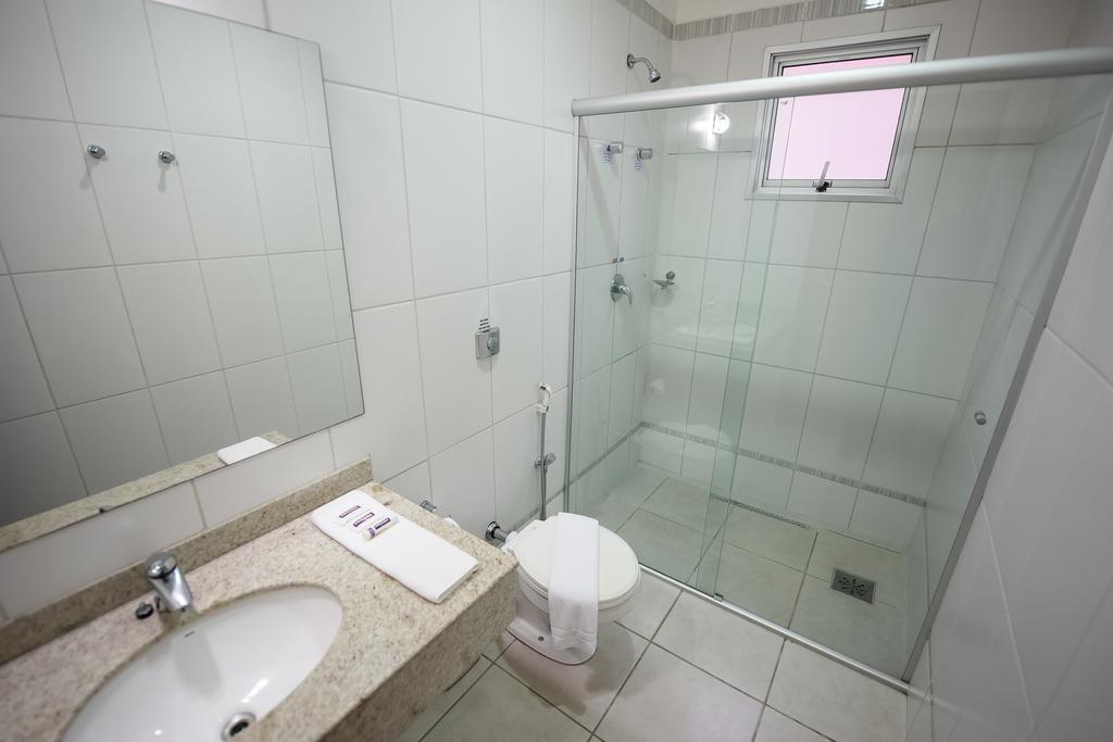 Taubaté Prisma Plaza Hotel חדר תמונה
