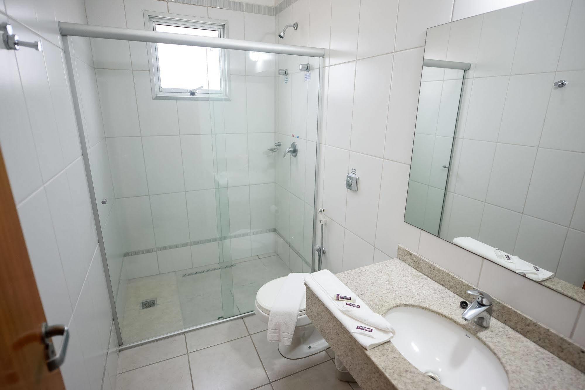 Taubaté Prisma Plaza Hotel מראה חיצוני תמונה