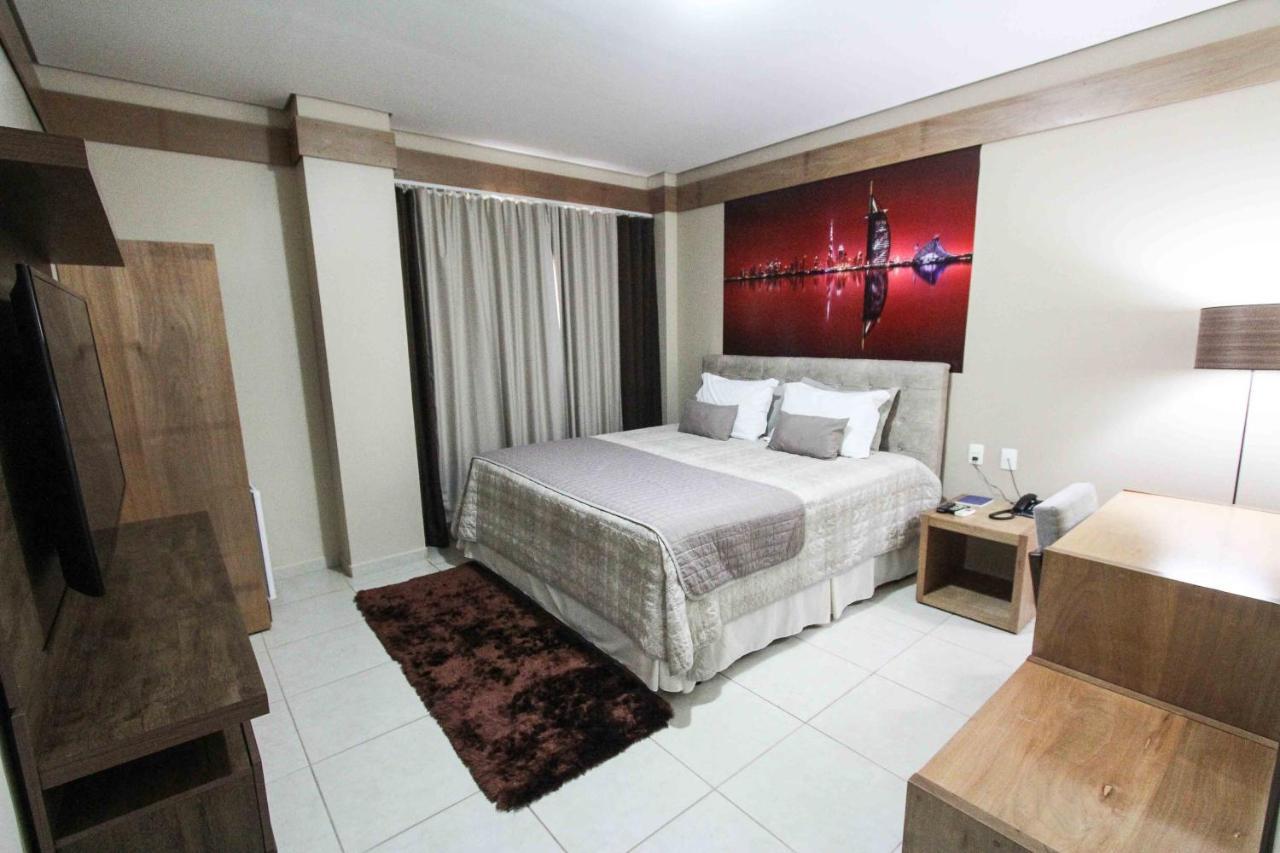 Taubaté Prisma Plaza Hotel מראה חיצוני תמונה